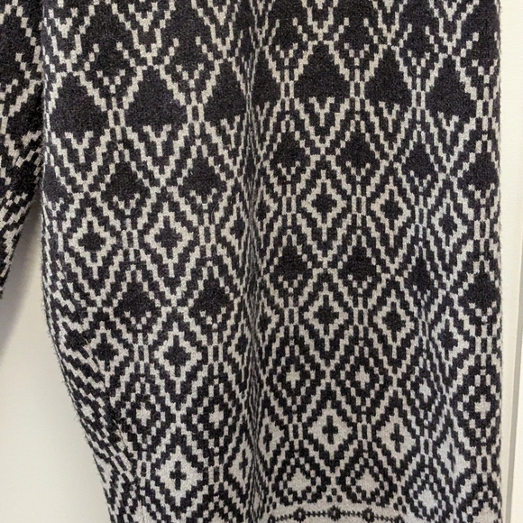 Joie Women's Aztec Print Medium Sweat Pants - Picture 3 of 6